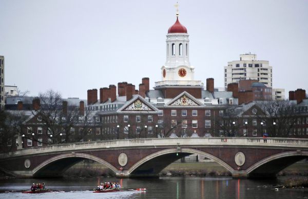 资料图片:2017年3月7日拍摄的美国马萨诸塞州剑桥市哈佛大学.