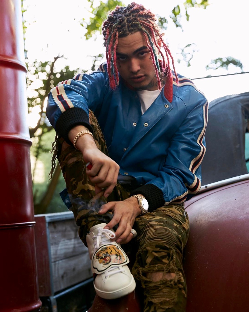 lil pump 本身,绝对就是他所唱的"古驰帮"成员之一