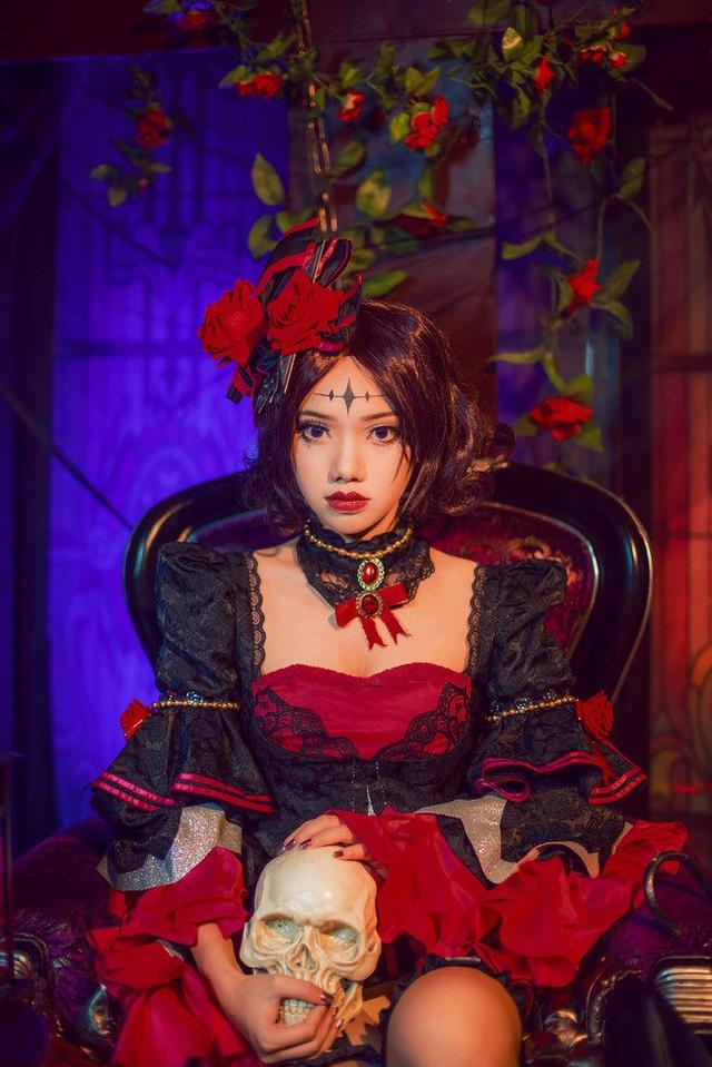 冷艳萝莉!《王者荣耀》露娜哥特玫瑰的cosplay欣赏