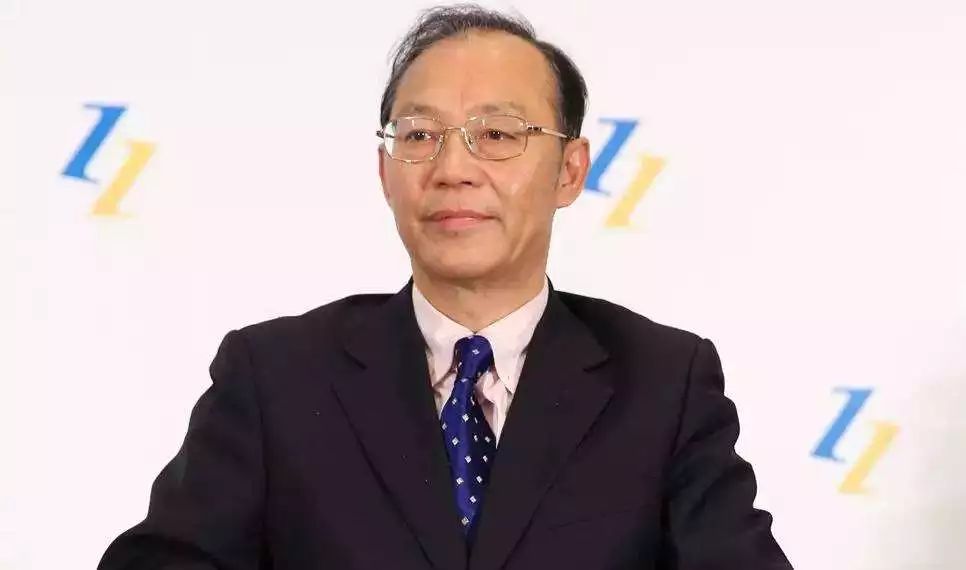 丝颂董事长(2)