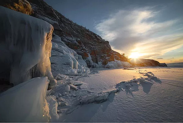 冬日里的蓝宝石,带你到俄罗斯贝加尔湖感受冰