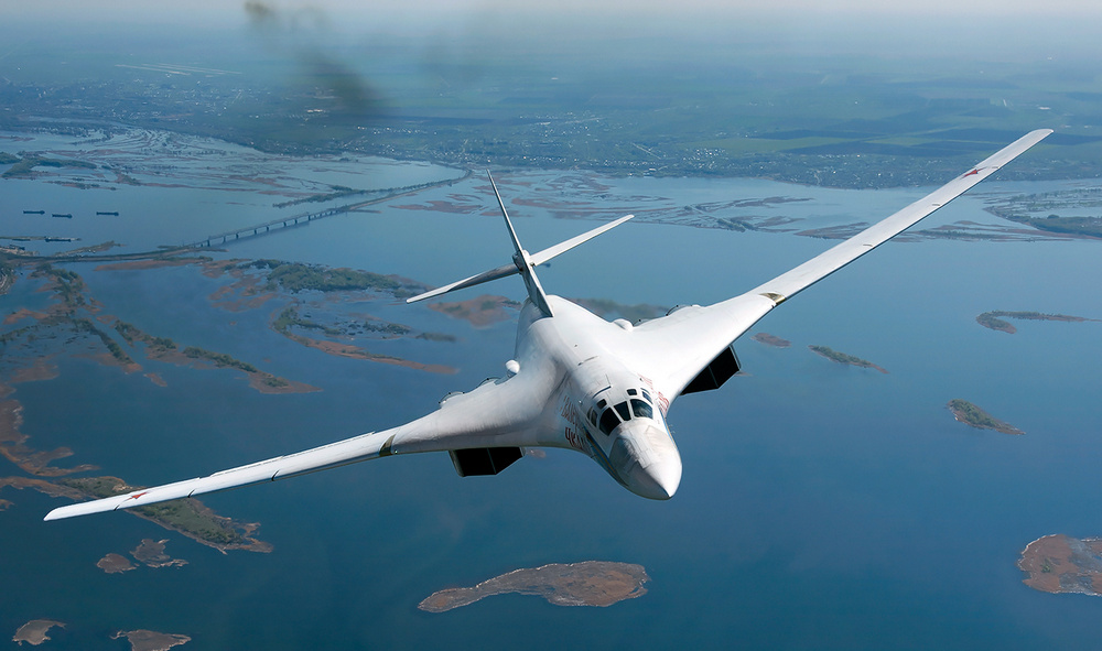 "白天鹅"轰炸机航程超过一万千米,曾打破44项世界飞行纪录