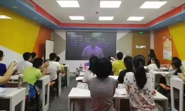 学而思寒假周末班重磅登陆,再也不用担心孩子上课没人