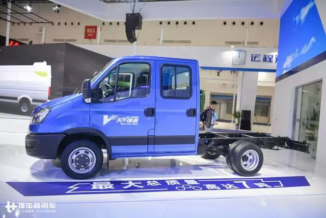 售价16.49万起,南京依维柯全新发布的欧胜轻型货车静态评测