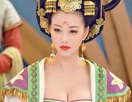 性感不老女神周海媚,拍过日本三级广告,却是出了名的不婚族!