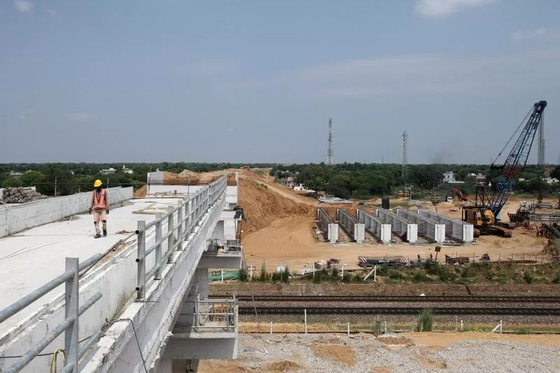 印度斥巨资兴建铁路走廊，此举真的能推动当地经济发展吗？