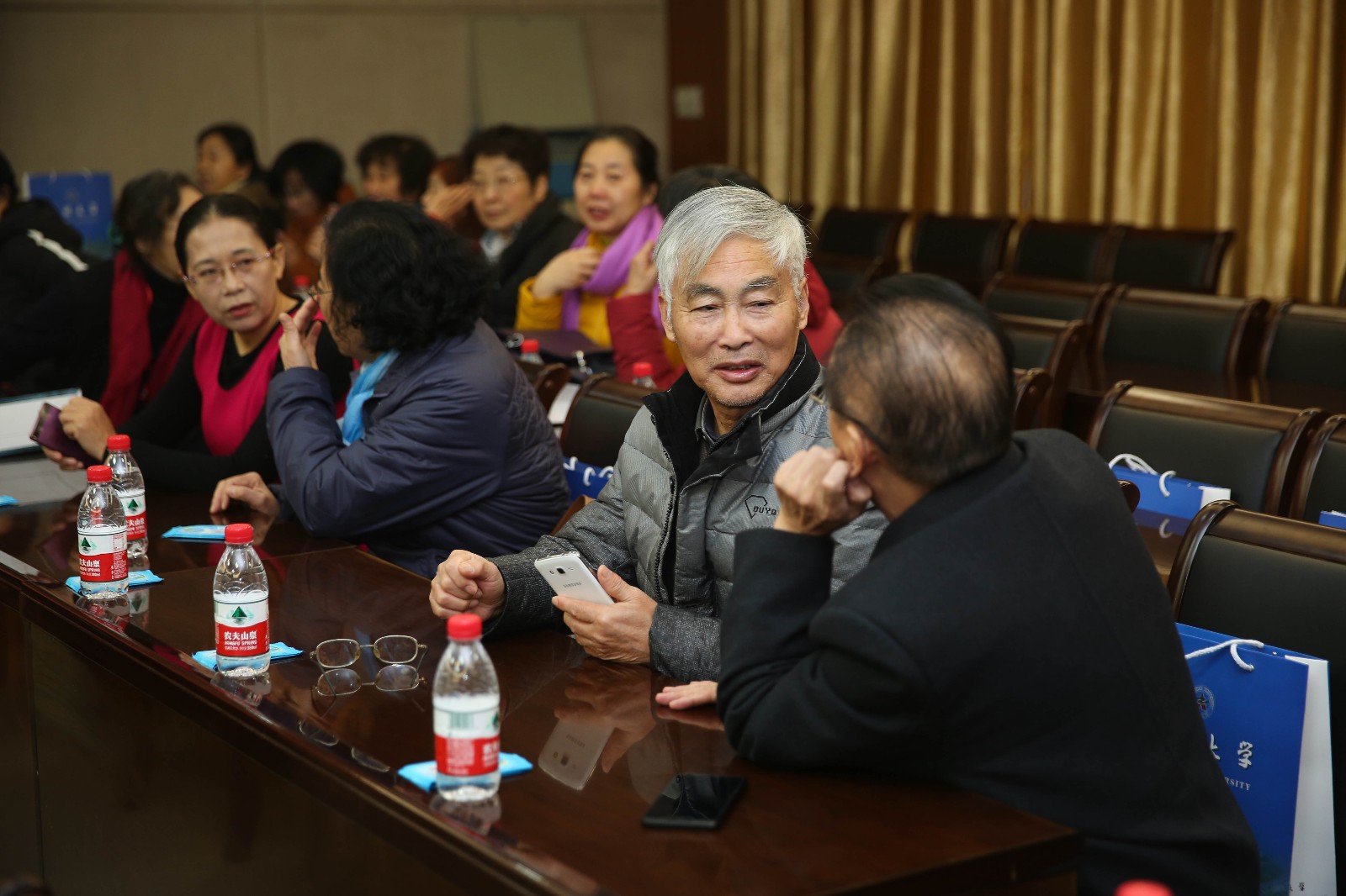 阿肯色大学校友_西江大学校友会馆_郑州大学化学系校友