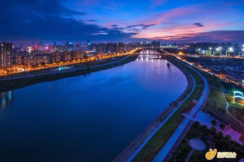 长沙市区县经济总量排名_长沙市区美景照片