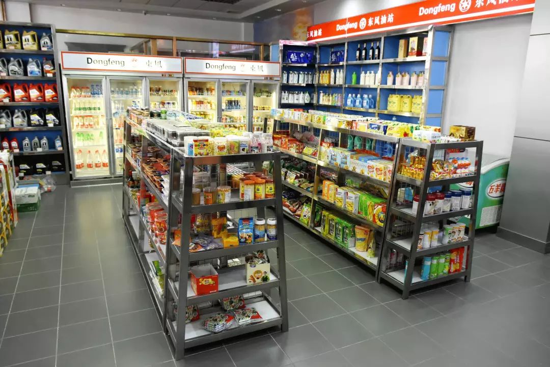 乡镇开内衣店_乡镇内衣店装修效果图