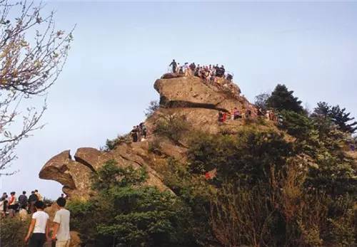 1989年由县城迁至尧山路东端. 浮山龙角山 fushanlongjiaoshan图片