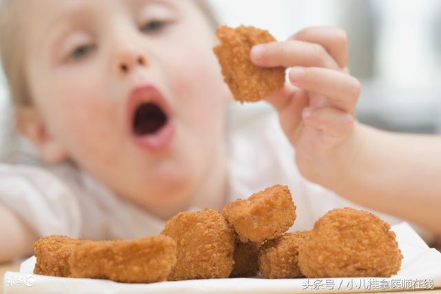 小孩子腹胀积食怎么办