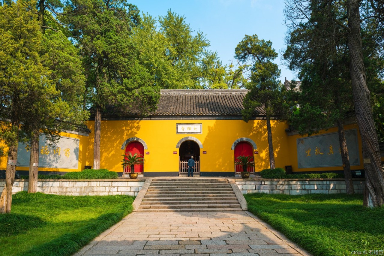 扬州瘦西湖 大明寺 个园 何园 东关街历史街区 富春茶社包车一日游