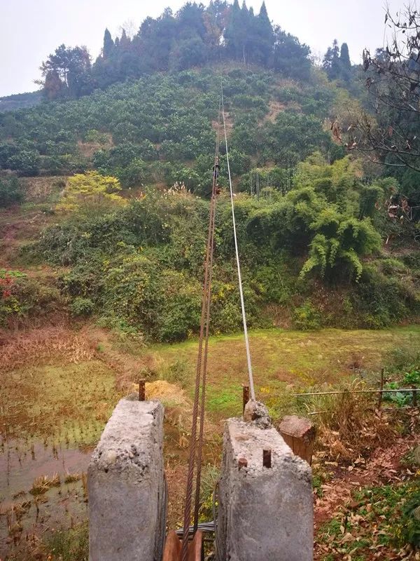 聚焦古老与现代交融麻阳苗乡山岭索道下的运输