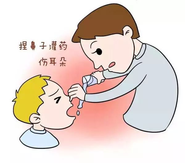 捏鼻子喂药时,家长的力度如果没控制好,还会导致鼻黏膜和血管损伤