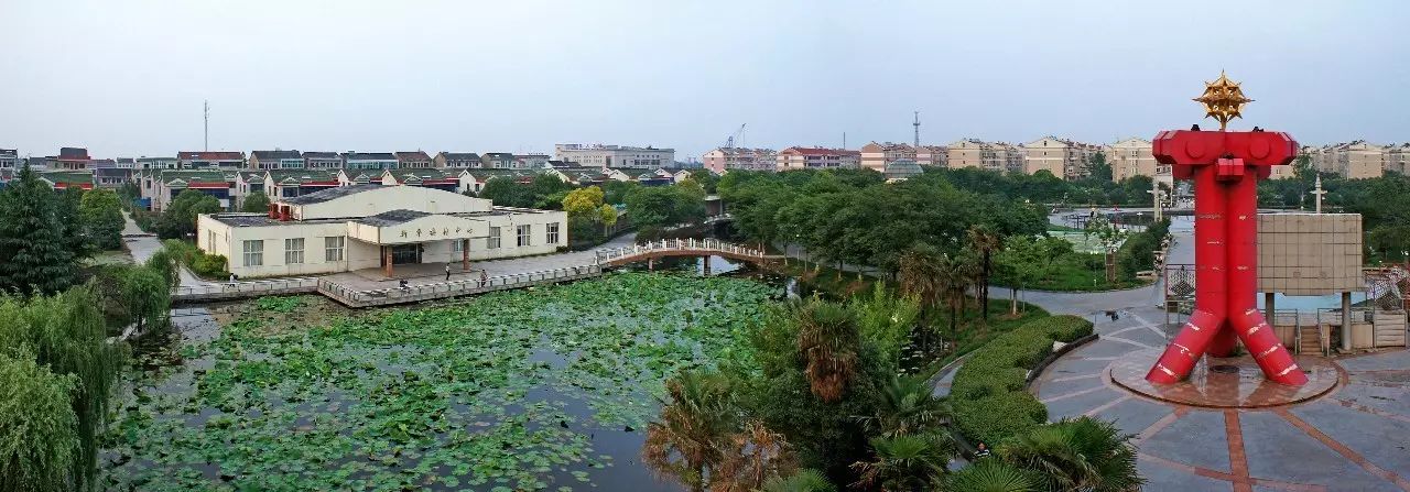 服务社会化,农民知识化"的社会主义新农村—春江镇新华村新华村不仅