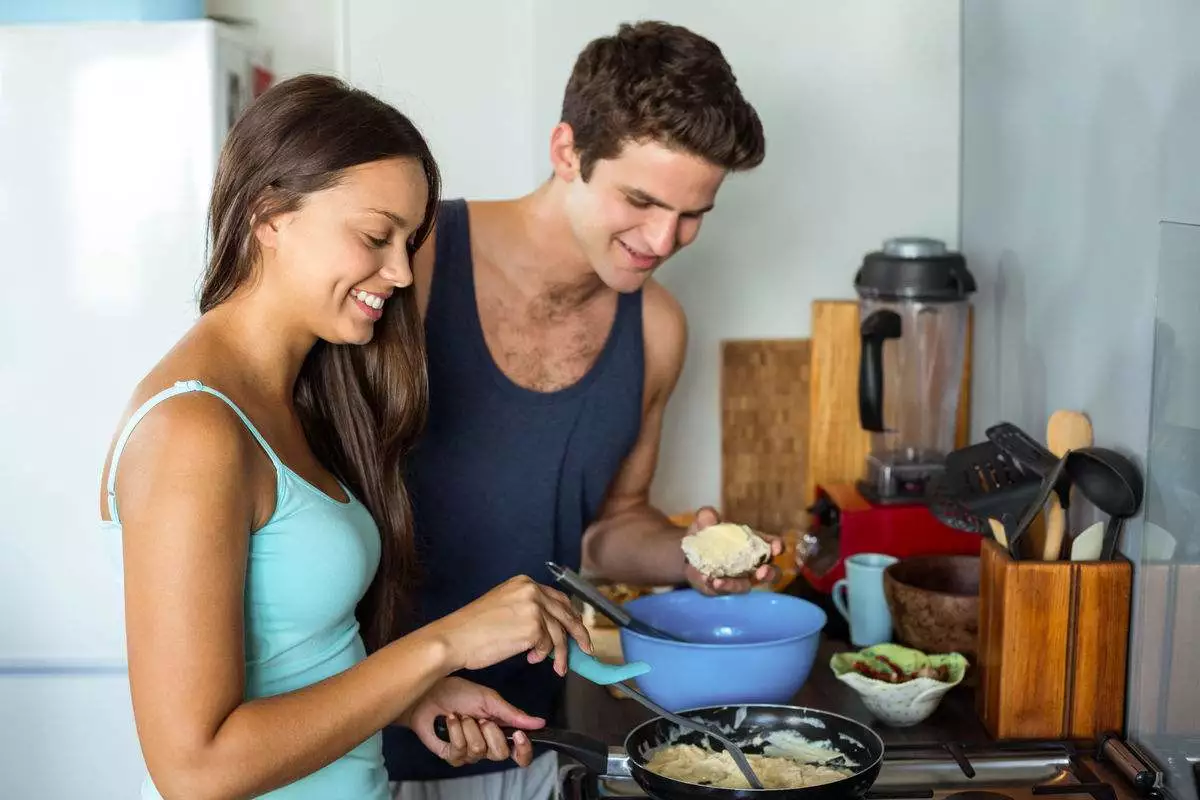 夫妻俩吃饭的样子,最能暴露婚姻的状态