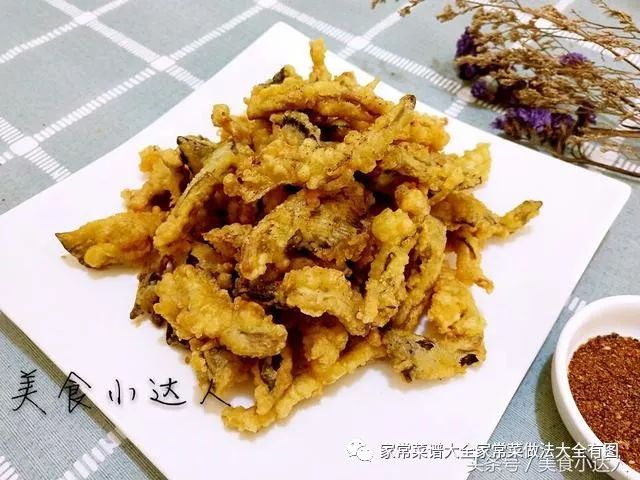 干炸蘑菇我有妙招,做好这两步,炸出来的蘑菇香酥可口