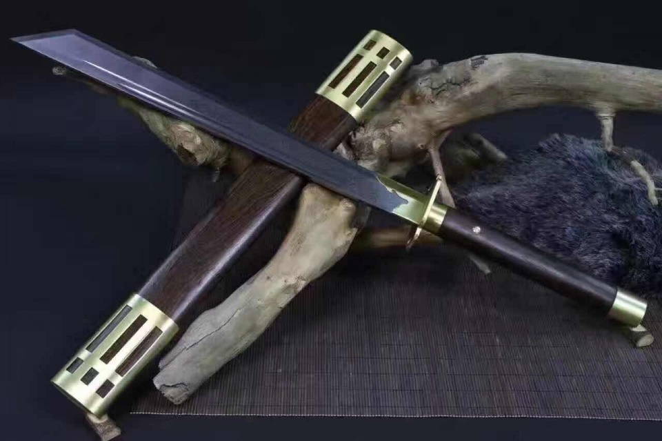 《亮剑》李云龙用的鬼头刀是什么样的冷兵器?