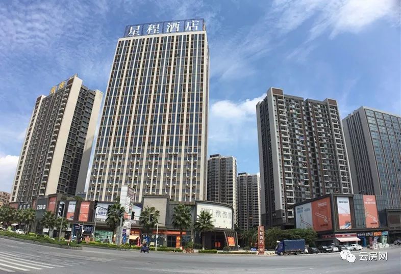 阳光·未来城地处肇庆大旺国家级高新区核心位置,集高档住宅,精装