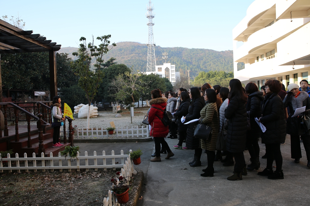 校园快讯家校携手静待花开光福中心小学智慧妈妈进校园家长开放日活动