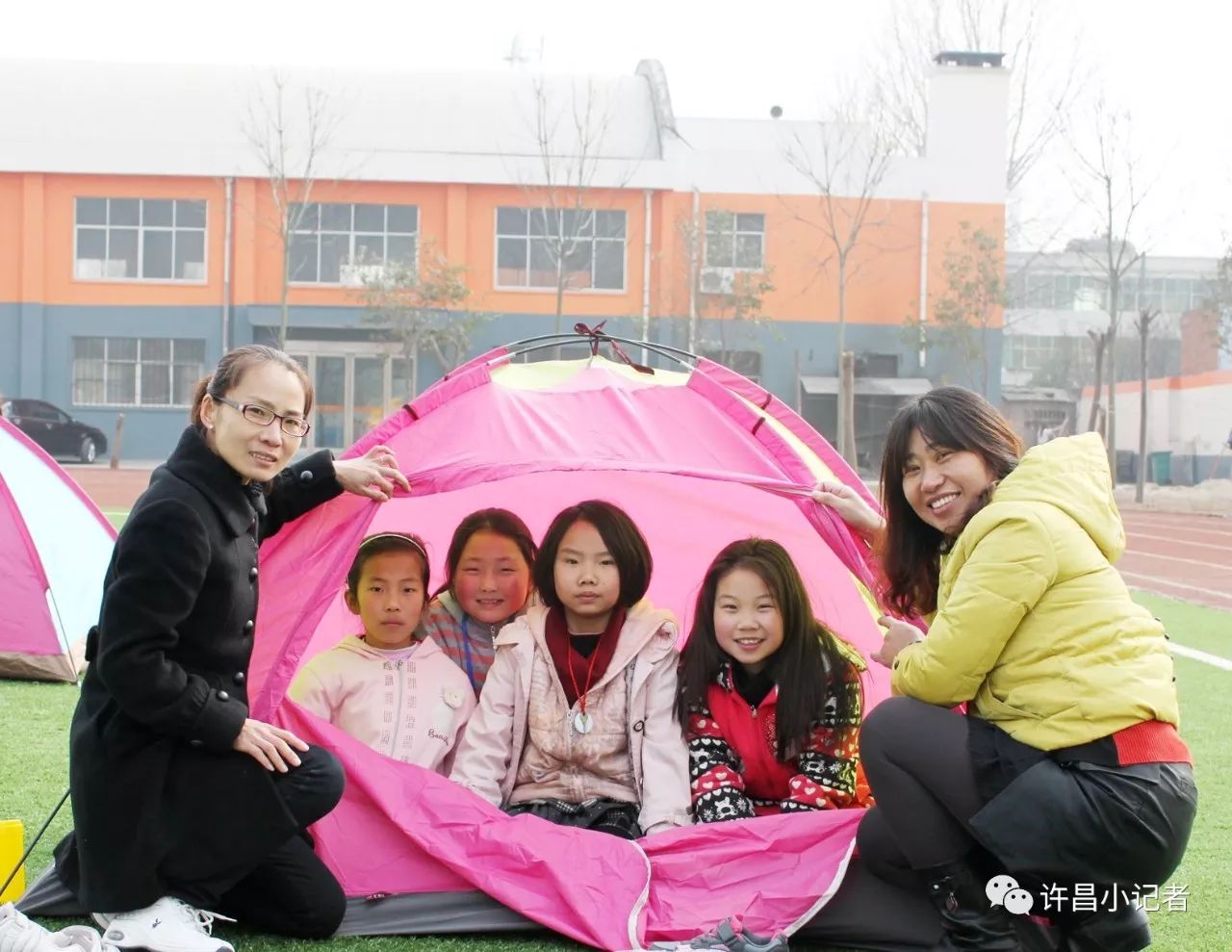 许昌小记者市建设路小学教师张珂做好引领指导守护平凡幸福