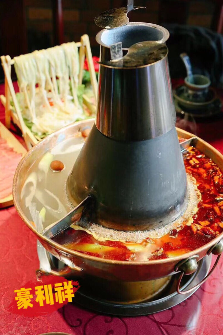 火遍厦门的老铜火锅,冬至进补就靠这口百年铜锅,暖胃暖心!