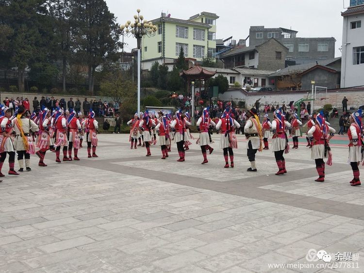 傈僳族阔时节盛大来袭维西广场舞大赛精彩纷呈