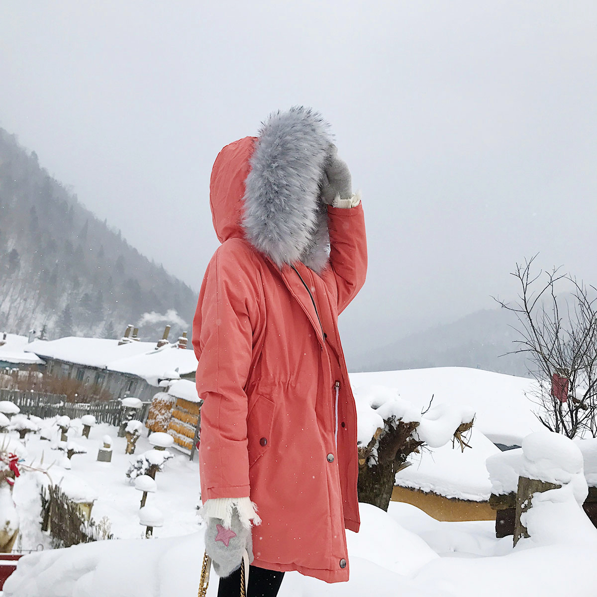 暖如被窝的中长大棉袄,即使穿去看雪景也不会冷!