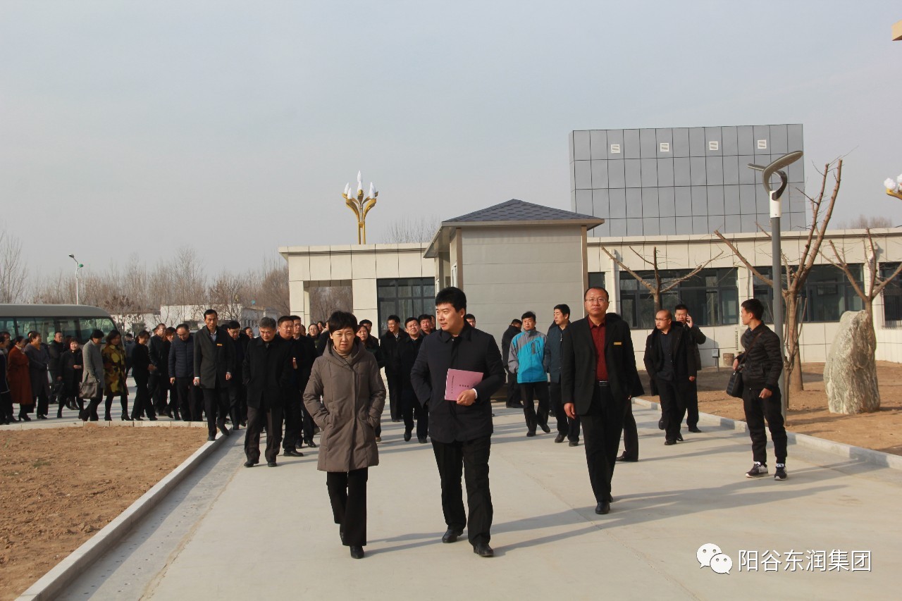 东润集团董事长朱月成做为市县两级人大代表,所提建议被定为全市人大