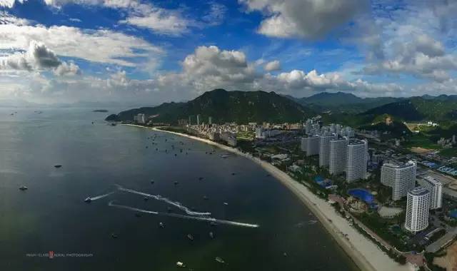 据了解,惠州巽寮湾滨海旅游度假区先后被评为"惠州市民最喜爱景点"