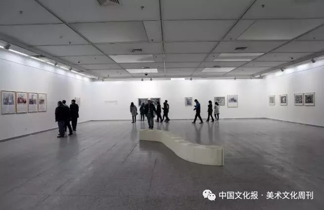 "刘向东绘画作品展"亮相湖北美术馆