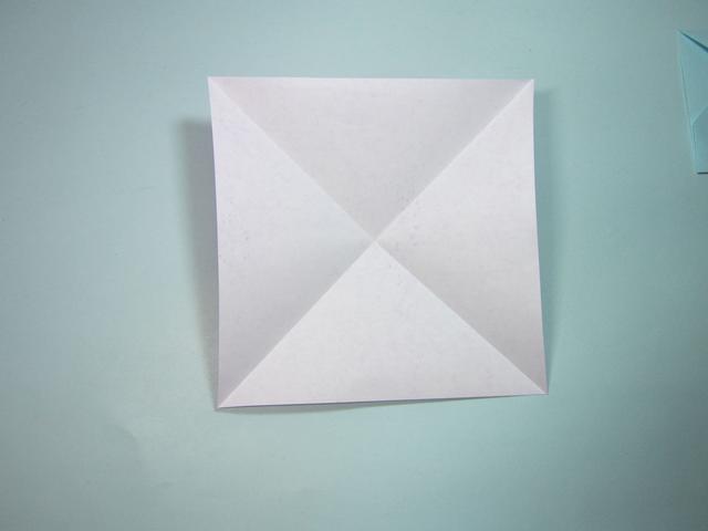 儿童手工折纸:简单的信封折纸步骤图解