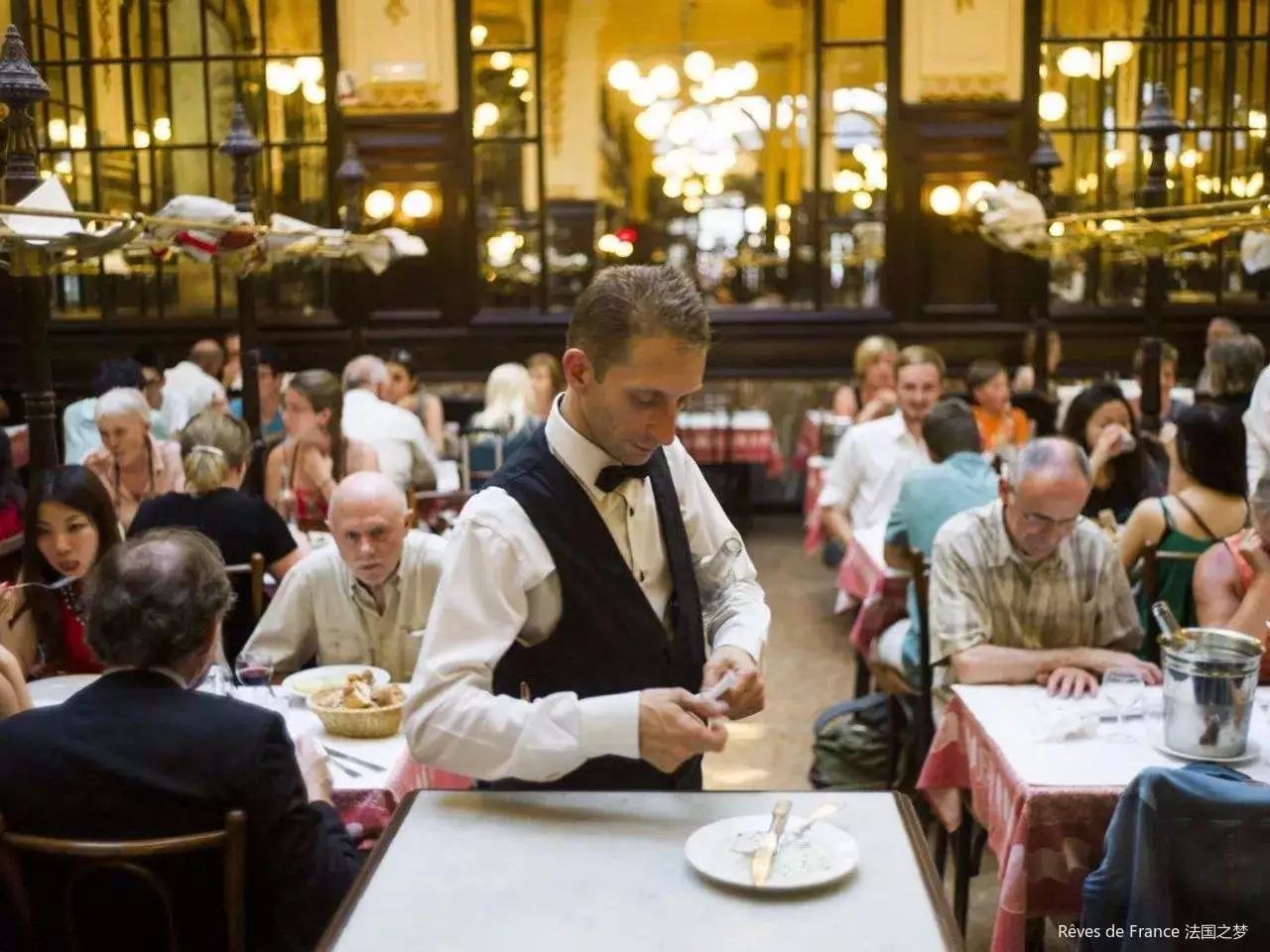 法国美食攻略|梦幻巴黎品浪漫法式大餐