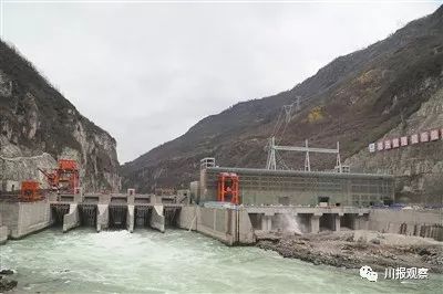 大渡河沙坪二级水电站,位于四川省乐山市峨边县和金口河交界处.