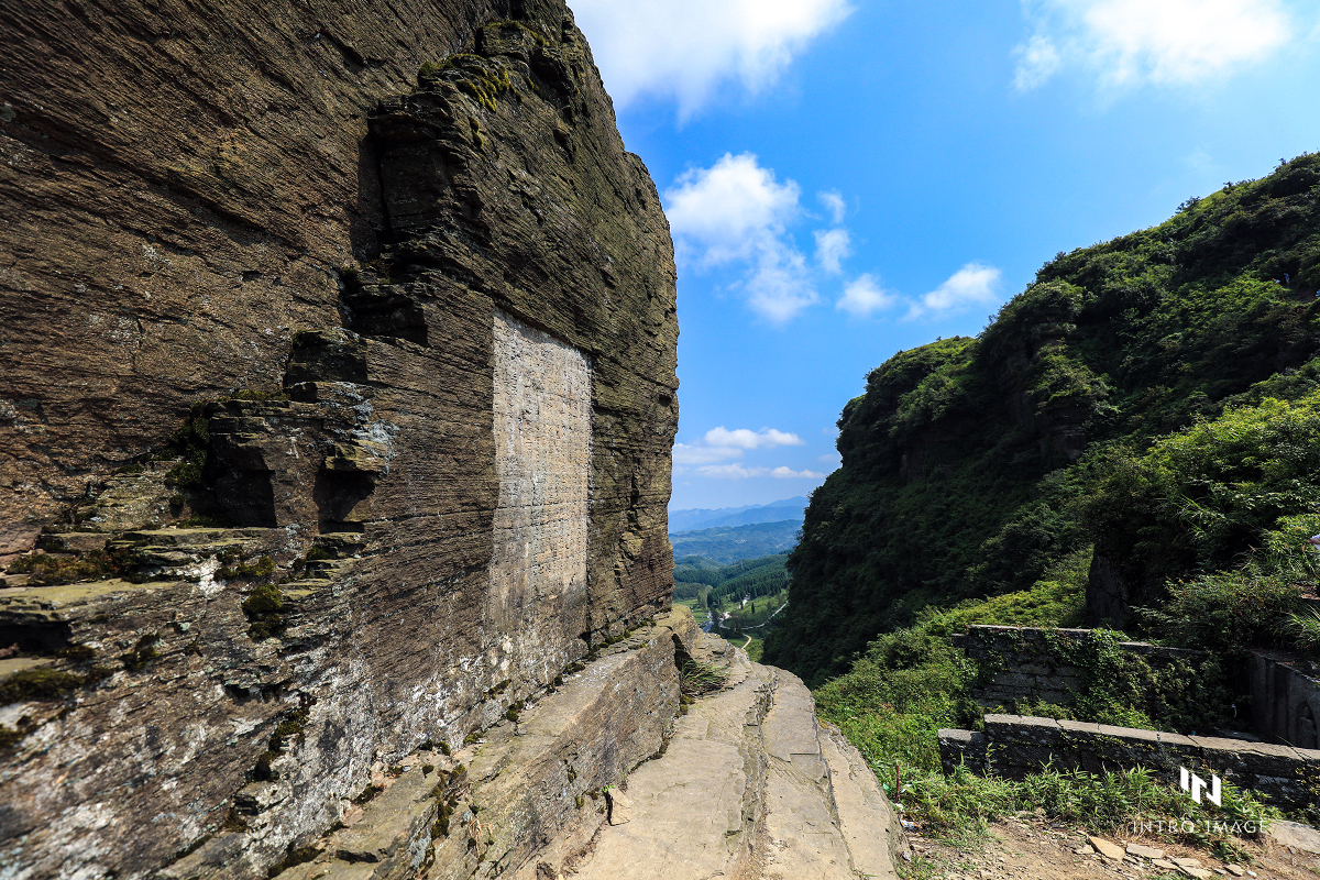 探寻重庆南川龙岩古城之谜