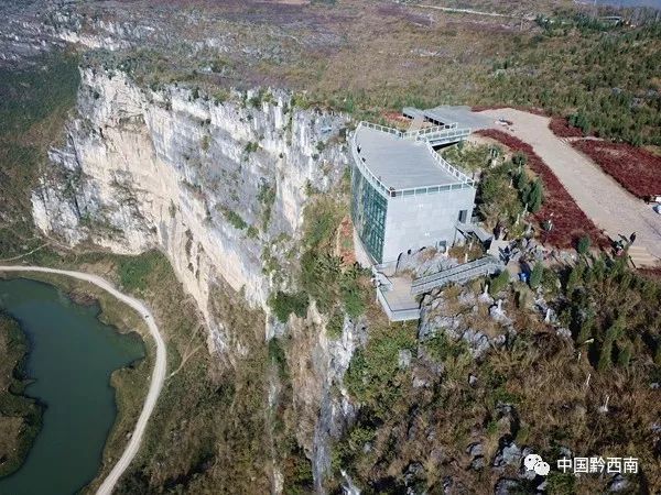 安龙溶岩美术馆,一座"悬浮"于百米峭壁上的美术