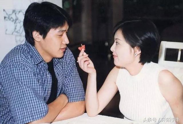 《永不瞑目》拍摄于1998年,由赵宝刚执导,陆毅,袁立,苏瑾等主演.