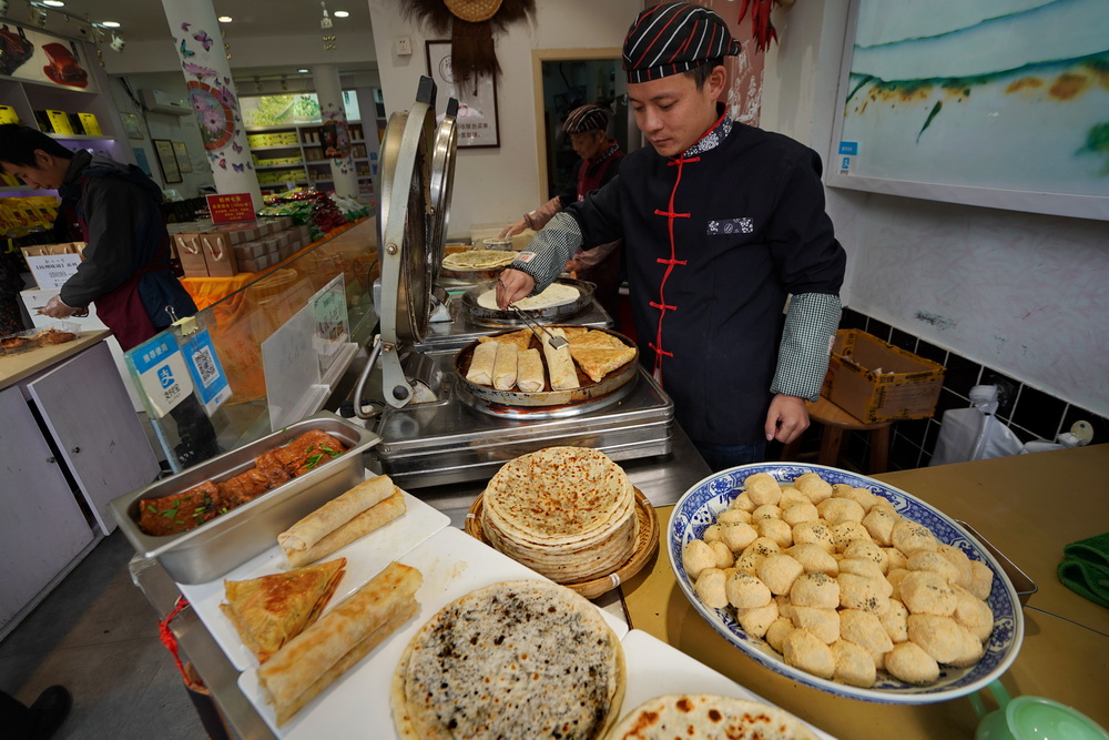 游杭州:不错过西湖,也别错过河坊街,浙杭美食在这里等你