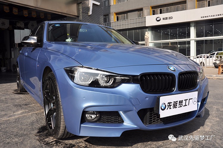 优雅与时尚并存---bmw3系3m高亮冰蓝