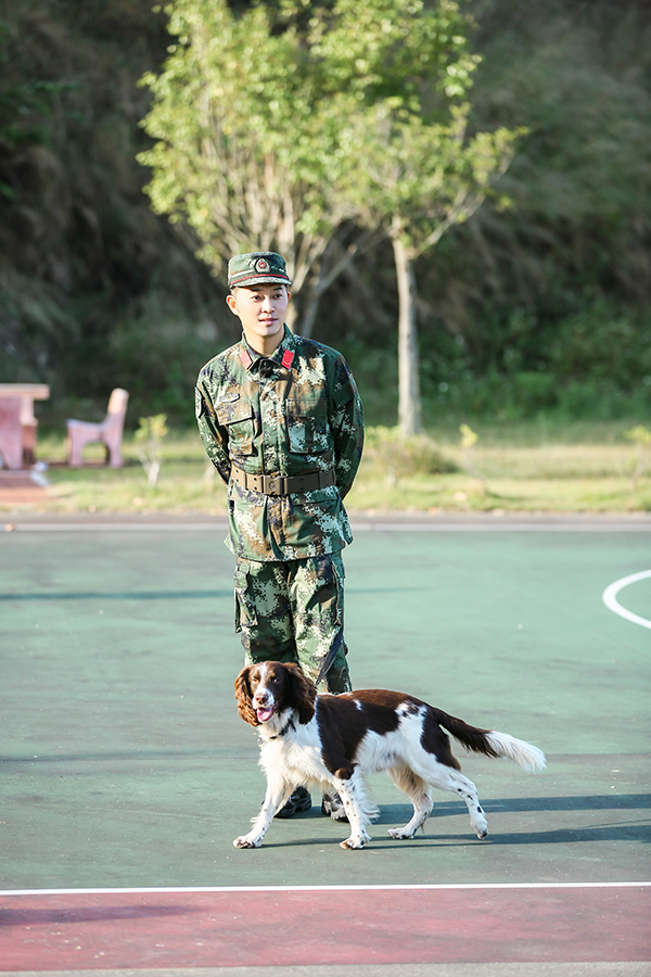 《奇兵神犬》沙溢搭档"阿贝"人犬跳绳萌翻众人