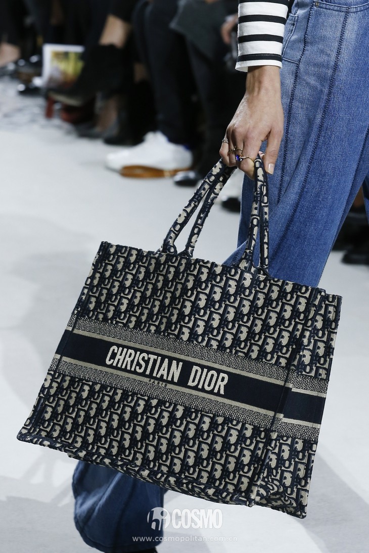 christian dior 2018春夏系列 marni marni的包包每年都是时装编辑的