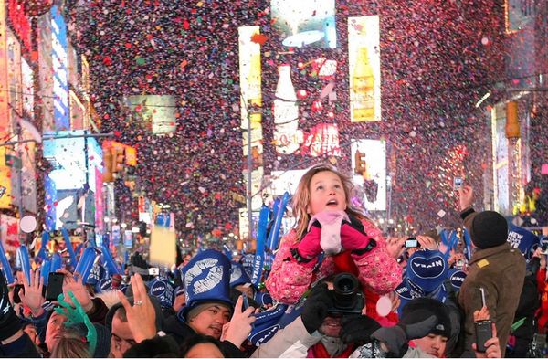 新年快乐英国美国西班牙各国元旦习俗盘点