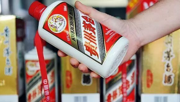 茅台价格正式"飞天"上调18%,股价要随酒价一起飞吗?