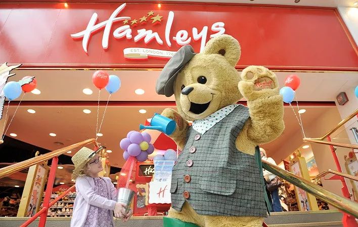 #探店#哈姆雷斯Hamleys全球最大门店，新年必玩!_搜狐母婴_搜狐网