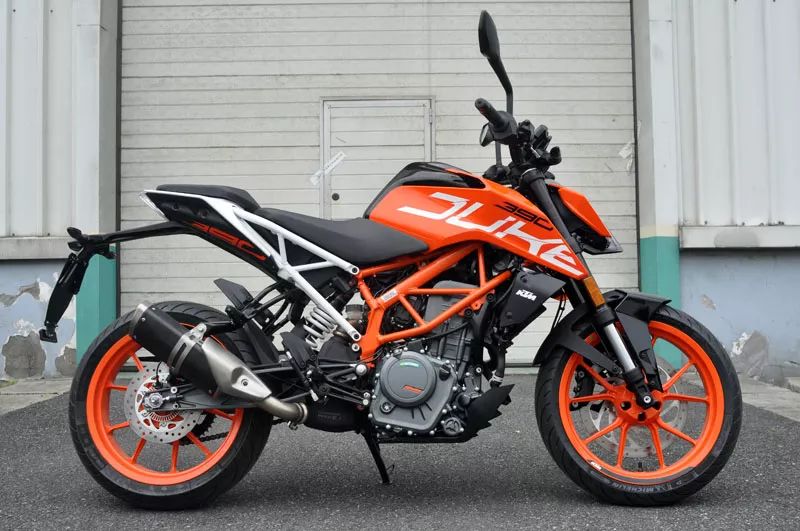 2017 新款ktm duke 390国内版实车照片曝光,配置略有差别