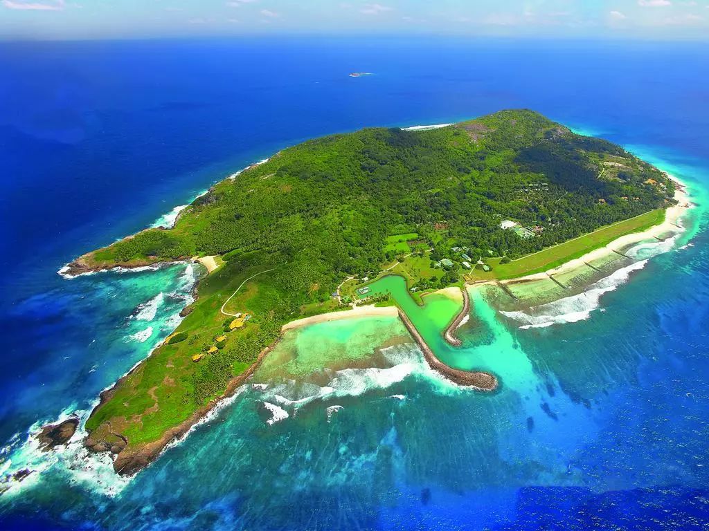 我能想到最浪漫的事 就是陪你一起去电影的岛屿 ——海南岛国际电影节走笔