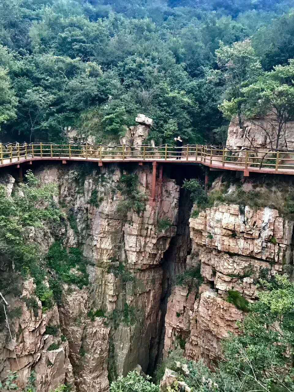 河南鲁山县阿婆寨景区获批国家3a级旅游景区