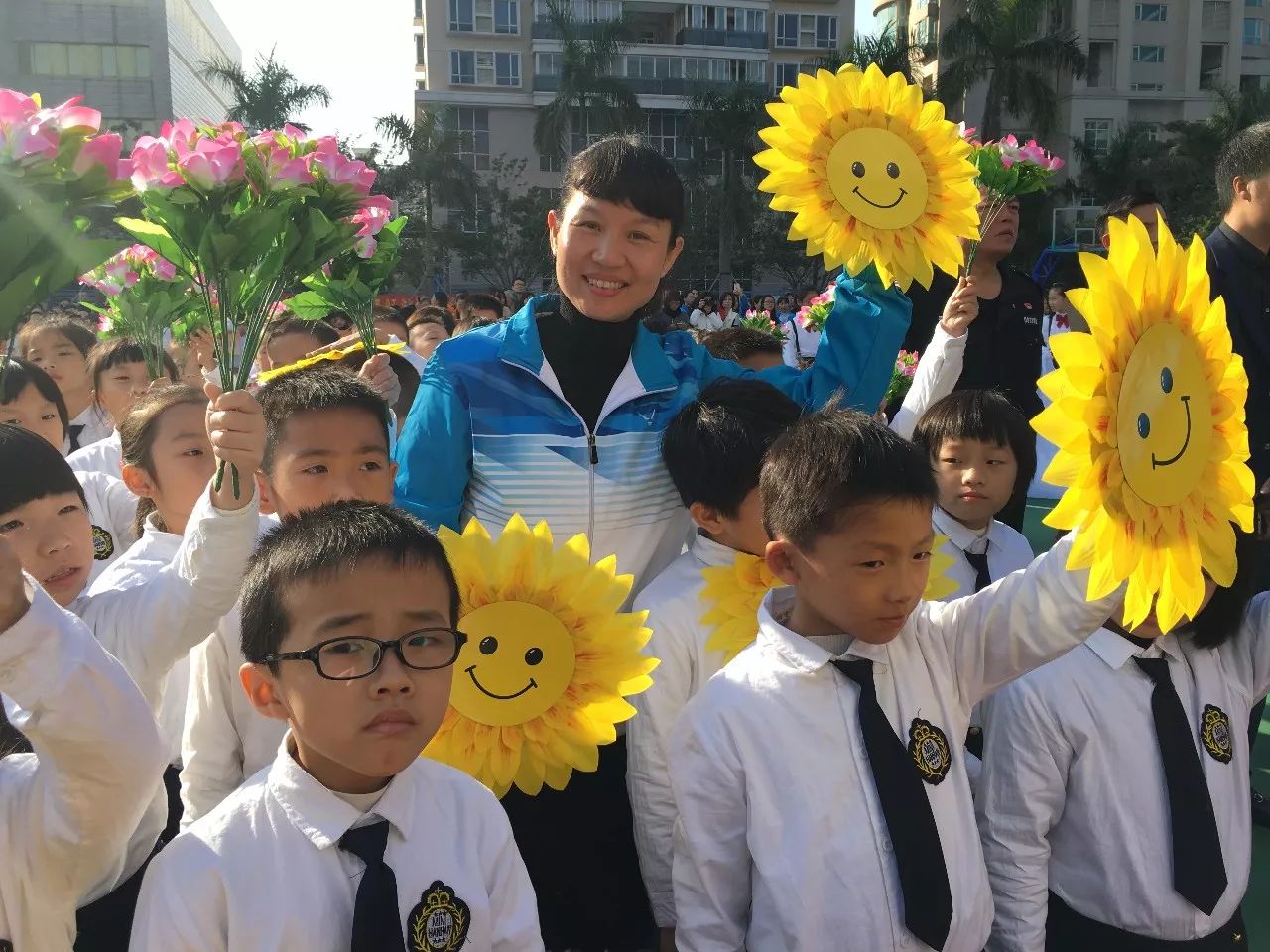 happy 金涛小学正以崭新的姿态,争创新优势,迎接新挑战,努力打造开放