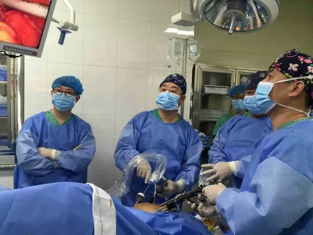 【新闻】佳大附属一院普外一科微创手术团队成功完成黑龙江省东部地区