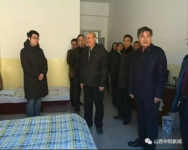 县委书记乔晓峰,县委副书记郝忠亮,王润平,政府副县长苏睿陪同调研或